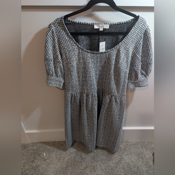 LOFT Black and White Textured Midi Dress Size M NWT - Picture 2 of 7